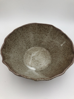 Wavy bowl